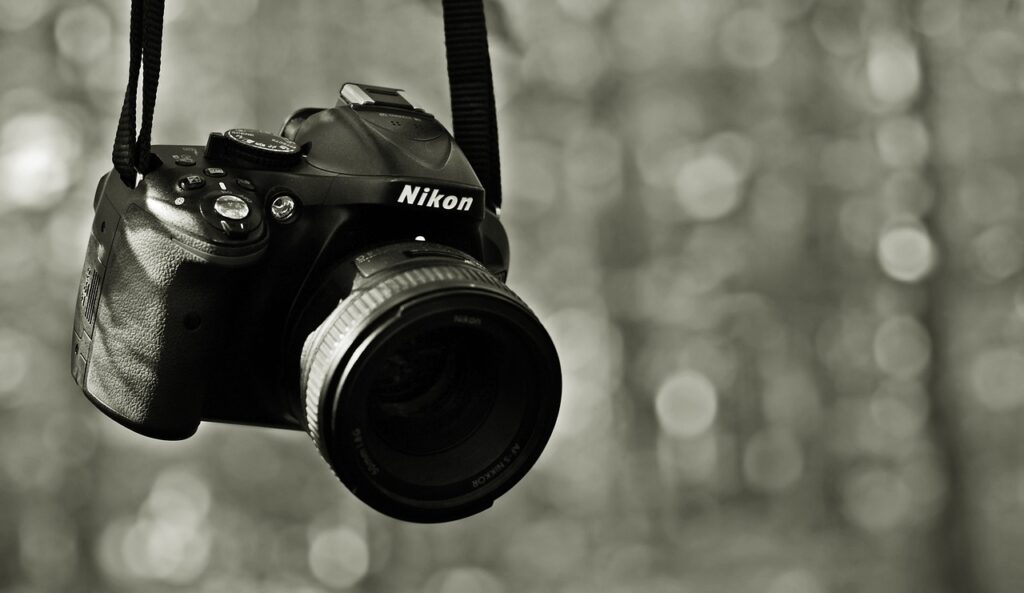 slr camera, camera, photo-3752509.jpg